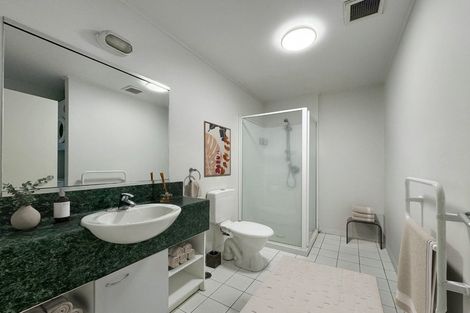 Photo of property in Dixonlane Apartments, 8/7 Feltex Lane, Te Aro, Wellington, 6011
