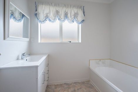 Photo of property in 17 Covent Drive, Stoke, Nelson, 7011