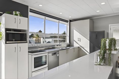 Photo of property in 535 Manutahi Road, Lepperton, New Plymouth, 4373