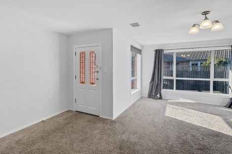 Photo of property in 22 Russley Road, Russley, Christchurch, 8042