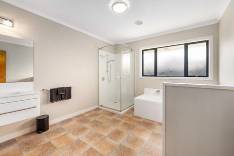 Photo of property in 32 Ursula Drive, Feilding, 4702