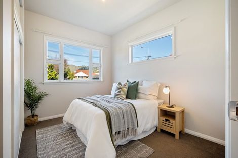 Photo of property in 27 Wades Avenue, Saint Martins, Christchurch, 8022