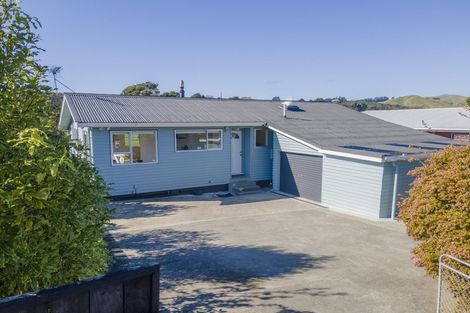 Photo of property in 24 Conclusion Street, Ascot Park, Porirua, 5024