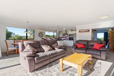 Photo of property in 27 Green Island Bush Road, Blackhead, Dunedin, 9076