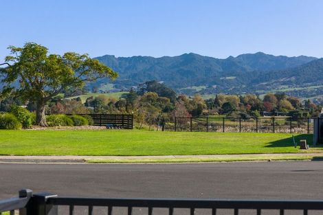 Photo of property in 16 Eastbank Drive, Katikati, 3129