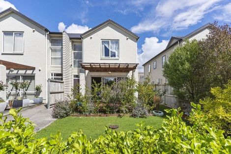 Photo of property in 31 Popokatea Drive, Takanini, 2112
