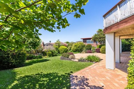 Photo of property in 9 Braemar Road, Castor Bay, Auckland, 0620