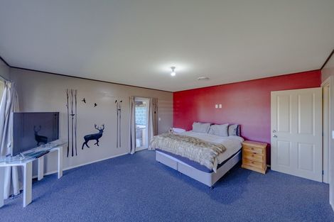 Photo of property in 9a Montgomery Street, Waipukurau, 4200