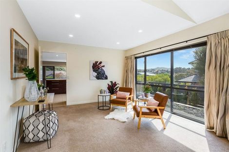 Photo of property in 28 Navigation Drive, Whitby, Porirua, 5024