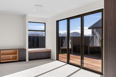 Photo of property in 9 Packer Road, Wanaka, 9382