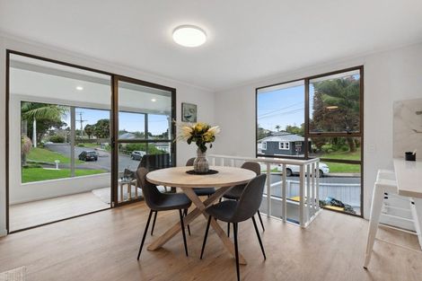 Photo of property in 1/16 Hogans Road, Glenfield, Auckland, 0629