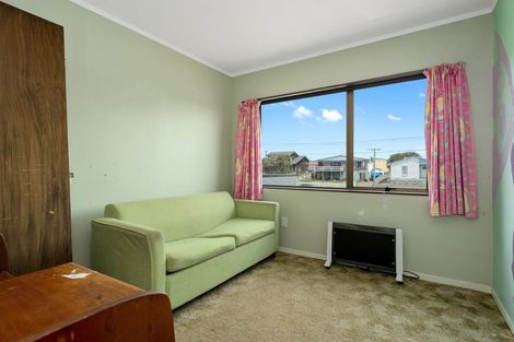 Photo of property in 18 Percy Road, Papamoa Beach, Papamoa, 3118