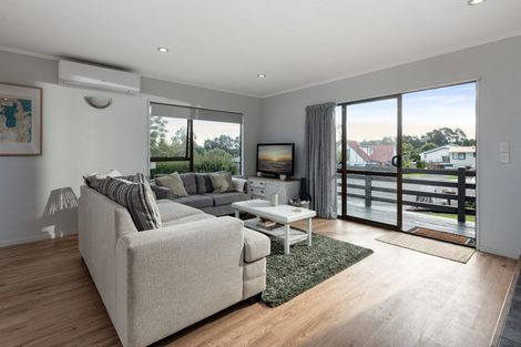 Photo of property in 14b Pokapu Place, Bethlehem, Tauranga, 3110