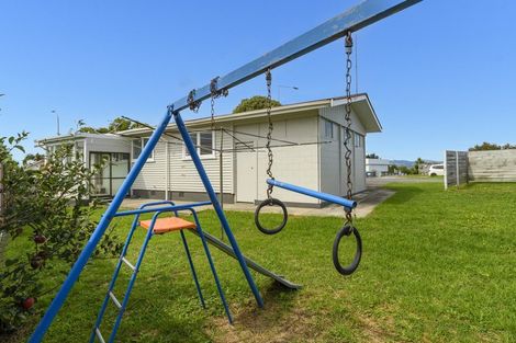 Photo of property in 2 Bellevue Road, Brookfield, Tauranga, 3110