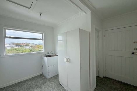 Photo of property in 60 Ballance Street, Lower Vogeltown, New Plymouth, 4310