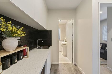 Photo of property in 4 Corveen Road, Flat Bush, Auckland, 2019