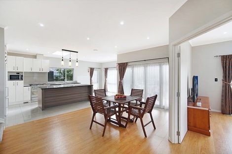 Photo of property in 1 Geranium Avenue, Flat Bush, Auckland, 2019