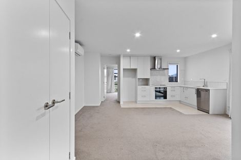 Photo of property in 2 Kimbolton Street, Rototuna North, Hamilton, 3210