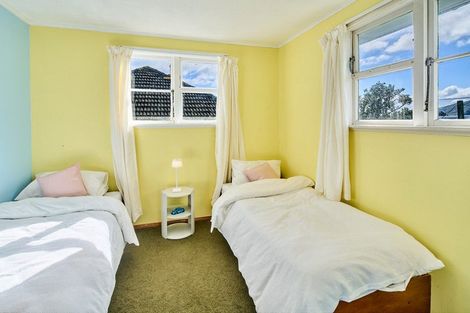 Photo of property in 19 Franklyn Road, Tawa, Wellington, 5028