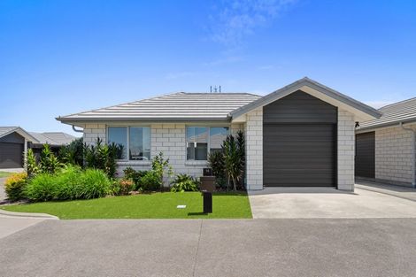 Photo of property in 14 Lance Way, Papamoa, 3118