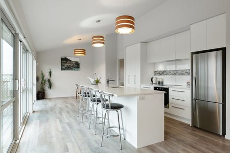 Photo of property in 2/21 Sardinia Rise, Bethlehem, Tauranga, 3110