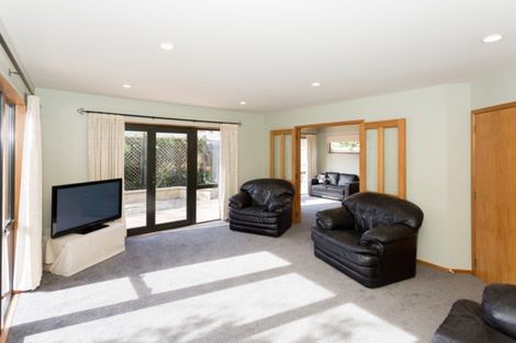 Photo of property in 56 Creyke Road, Ilam, Christchurch, 8041