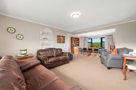 Photo of property in 32 Ursula Drive, Feilding, 4702