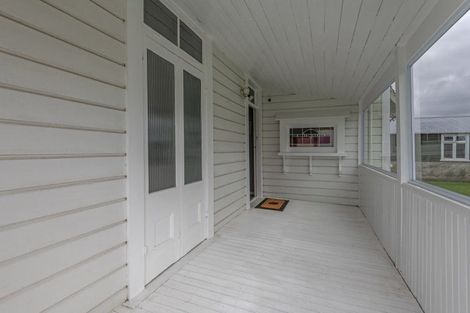 Photo of property in 22 Bowen Street, Woodville, 4920