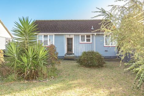 Photo of property in 51 Kowhai Street, Castlecliff, Whanganui, 4501