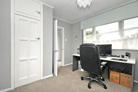 Photo of property in 3 Karaka Street, Helensville, 0800