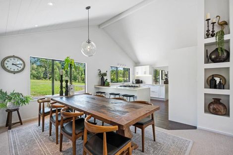 Photo of property in 44 Hardens Lane, Paremoremo, Auckland, 0632