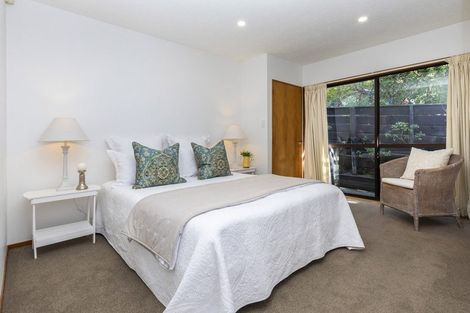 Photo of property in 127 Moncks Spur Road, Redcliffs, Christchurch, 8081