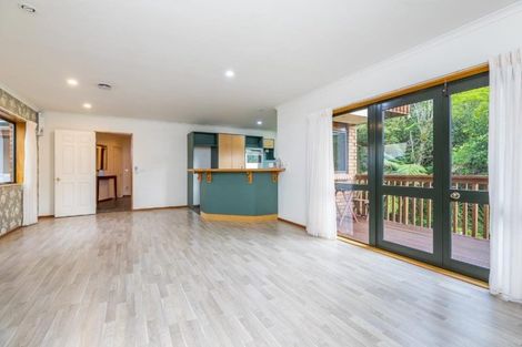 Photo of property in 47a Gatman Street, Birkdale, Auckland, 0626