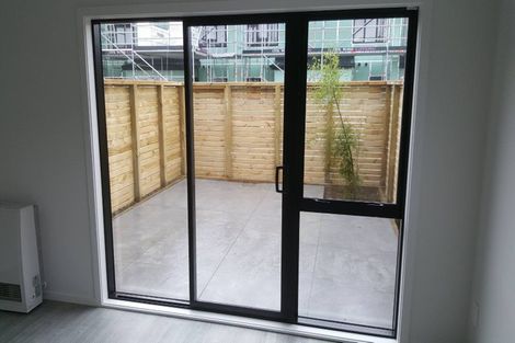 Photo of property in 16/9u Surrey Street, Tawa, Wellington, 5028
