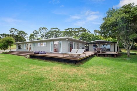 Photo of property in 126 Gatfield Road, Kaukapakapa, 0873