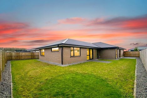 Photo of property in 16 Mehrtens Crescent, Woodend, 7610