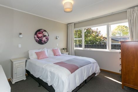 Photo of property in 14 Bale Place, Havelock North, 4130
