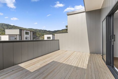 Photo of property in 13/4 Tawhai Street, Stokes Valley, Lower Hutt, 5019