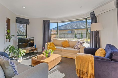 Photo of property in 19 Farnborough Drive, Nawton, Hamilton, 3200