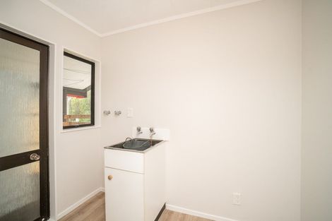 Photo of property in 765 Makerua Road, Tokomaru, Palmerston North, 4474