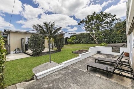 Photo of property in 57 Bradbury Road, Botany Downs, Auckland, 2010