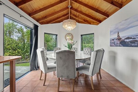 Photo of property in 5 Pukanui Avenue, Totara Park, 2019