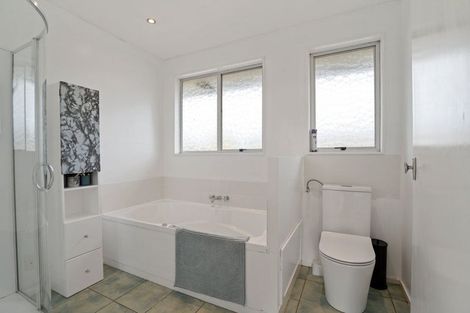 Photo of property in 28 Kimberley Street, Casebrook, Christchurch, 8051