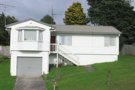 Photo of property in 14 Kearney Place, Massey, Auckland, 0614