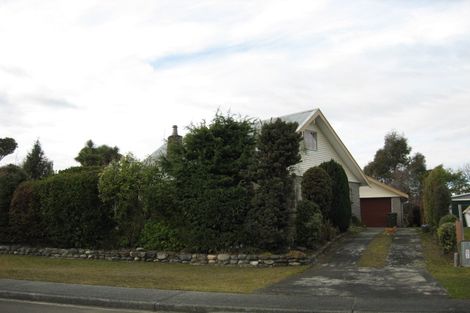 Photo of property in 3 Henry Street, Te Anau, 9600