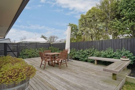 Photo of property in 2/27 Ngaio Street, Saint Martins, Christchurch, 8022