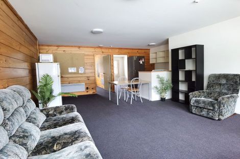 Photo of property in Drummond Street Flats, 19 Drummond Street, Mount Cook, Wellington, 6021