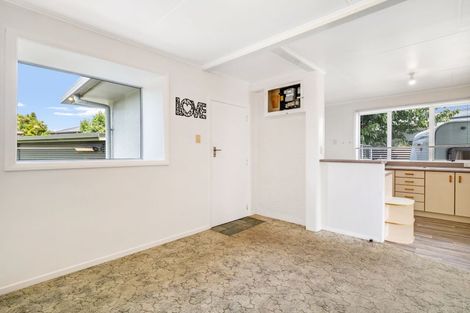 Photo of property in 15 Miles Place, Awapuni, Palmerston North, 4412