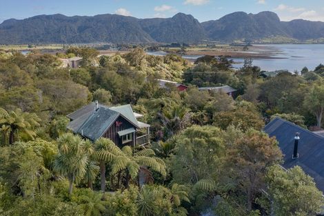 Photo of property in 42 Gibbs Road, Collingwood, 7073