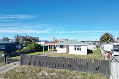 Photo of property in 94 Seabury Avenue, Foxton Beach, Foxton, 4815
